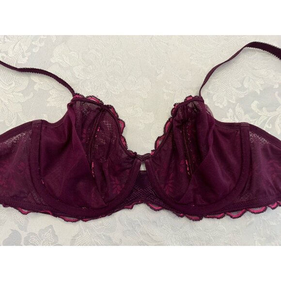 Wacoal Size 36D Fire And Lace Scallop Trim Bra 851252 Purple Pink sheer - Picture 4 of 7